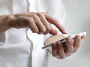 elektronik-haberlesme-sektorunde-kvkk-yonetmeligi-devreye-girdi